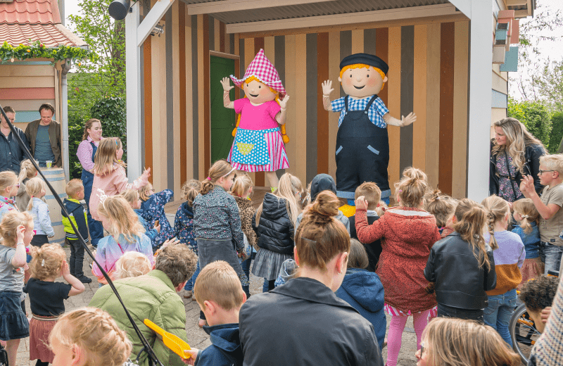 Fien en teun show bij Avonturenboerderij Molenwaard